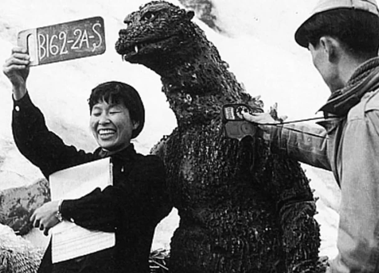 old godzilla behind the scenes - B16224S